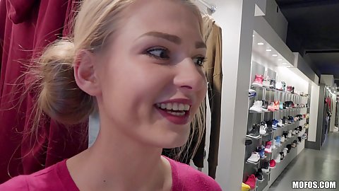 Blonde Lucy Heart in public flashing boobies at the mall after public pick up