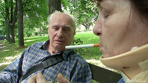 Granny couple going to the public park to have a smoke and device to fuck
