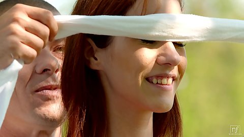 Blindfolded for increase the romantic picnic experience Nikki Fox fucked right