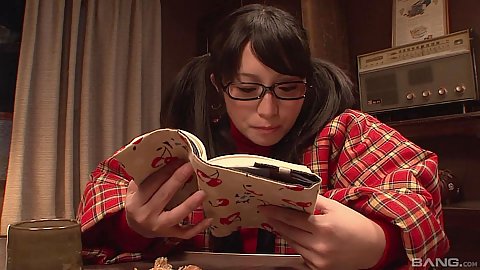 Solo glasses wearing story based horny see with lonely girl reading a book and rubbing her pussy against tabl eleg