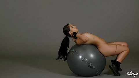 Exercise Ball Fuck - Exercise ball tag - Gosexpod - free tube porn videos